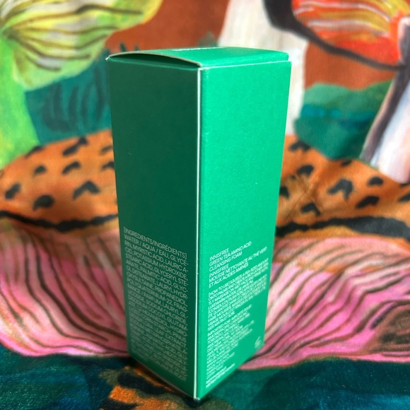 NWT Innisfree Green Tea Cleansing Foam 30mL - Picture 3 of 9